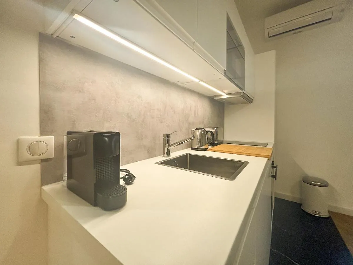 Alberti - Wifi, Ac, 2 Pers Nice Apartment